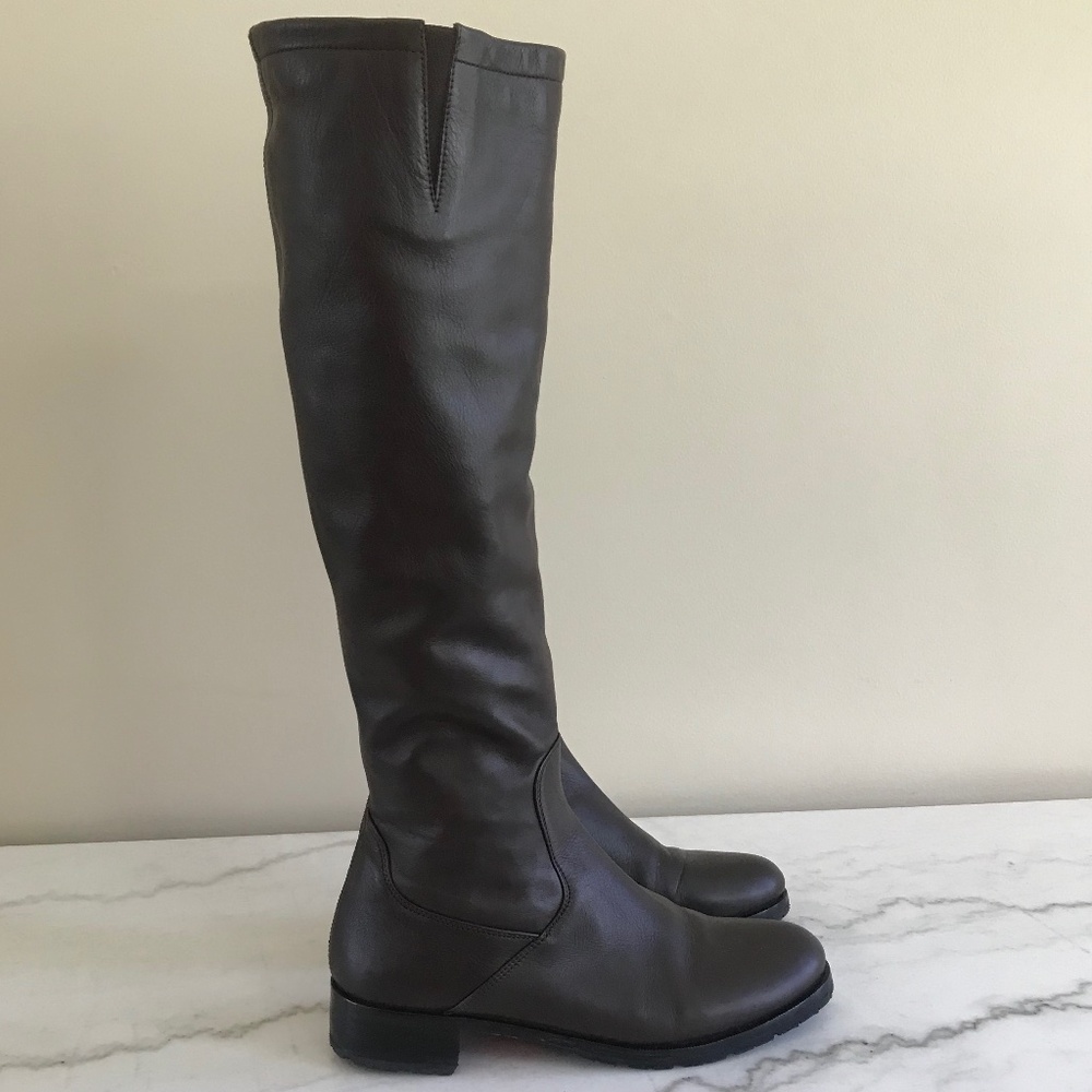 CHRISTIAN LOUBOUTIN BROWN KNEE HIGH BOOT SIZE 39